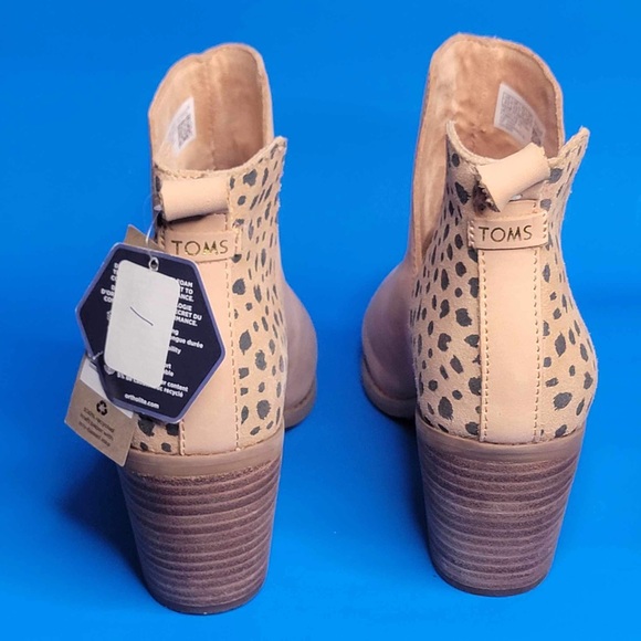 Toms Everly Leather Cutout Heeled Boot in Honey Tiny Cheetah - Picture 7 of 10